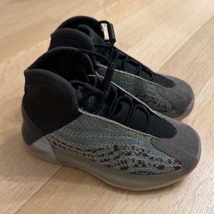 adidas Yeezy QNTM Teal Blue Kids Size 12.5K
